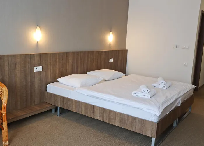 Zlatny Potok Szálloda 3*